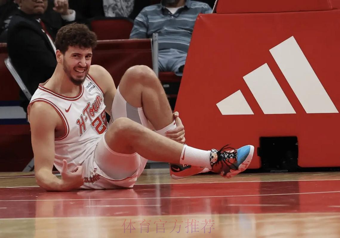 脚踝扭伤！火箭真核倒下！乌杜卡的考验来了！